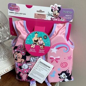 Bestway pink Disney Minnie Mouse life jacket. Size S/M. Up to 40 pounds